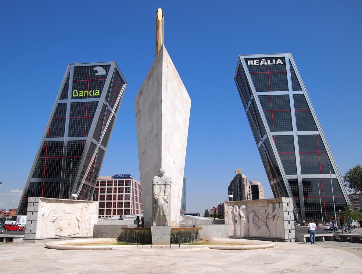 Atico Puerta De Europa Lejlighed Madrid Eksteriør billede
